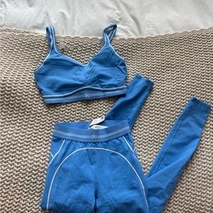 ALO Yoga Blue Sports Bra and Leggings Set